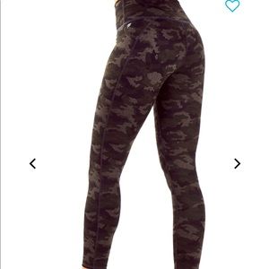 Fabletics High-waisted Printed Powerhold 7/8 XS/4